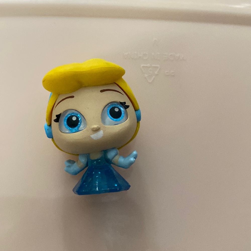 Cinderella Disney Doorables series 6